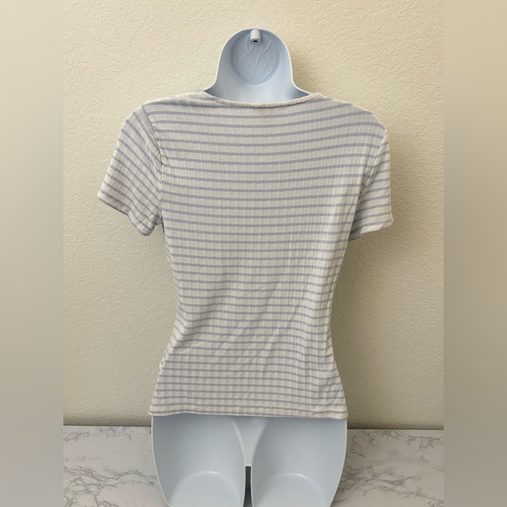 Candies Short Sleeve T Shirt Womens S Purple White Striped Pullover Top - Picture 3 of 5